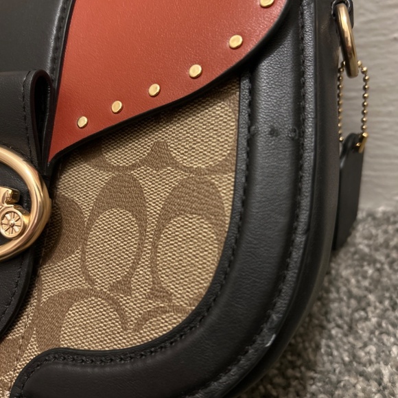 Coach Purse C3593 Georgia Saddle Bag - Picture 4 of 5